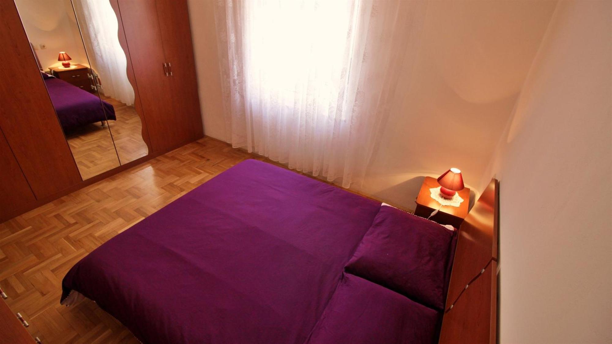 Apartments Marusic Омиш Экстерьер фото