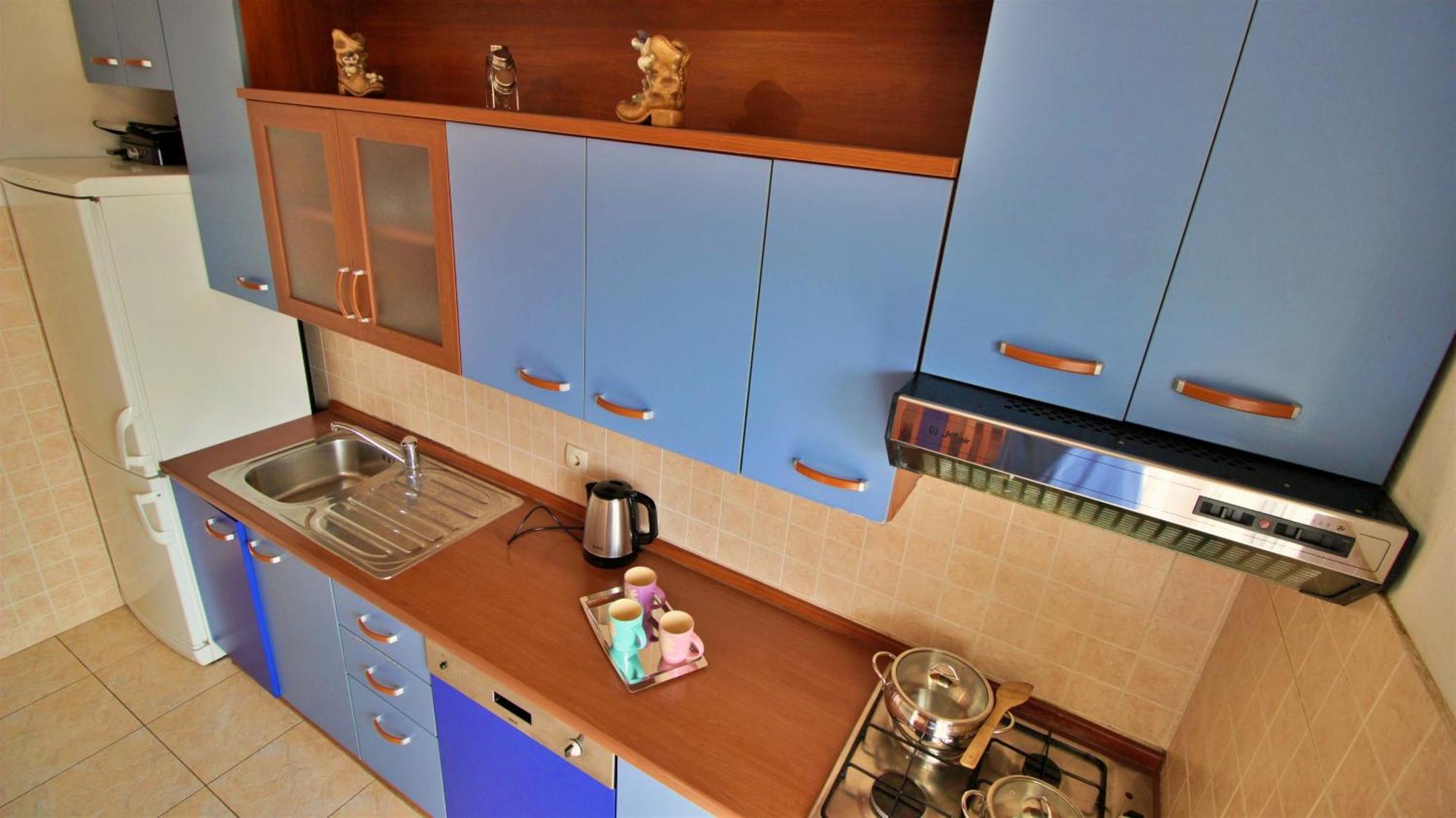 Apartments Marusic Омиш Экстерьер фото