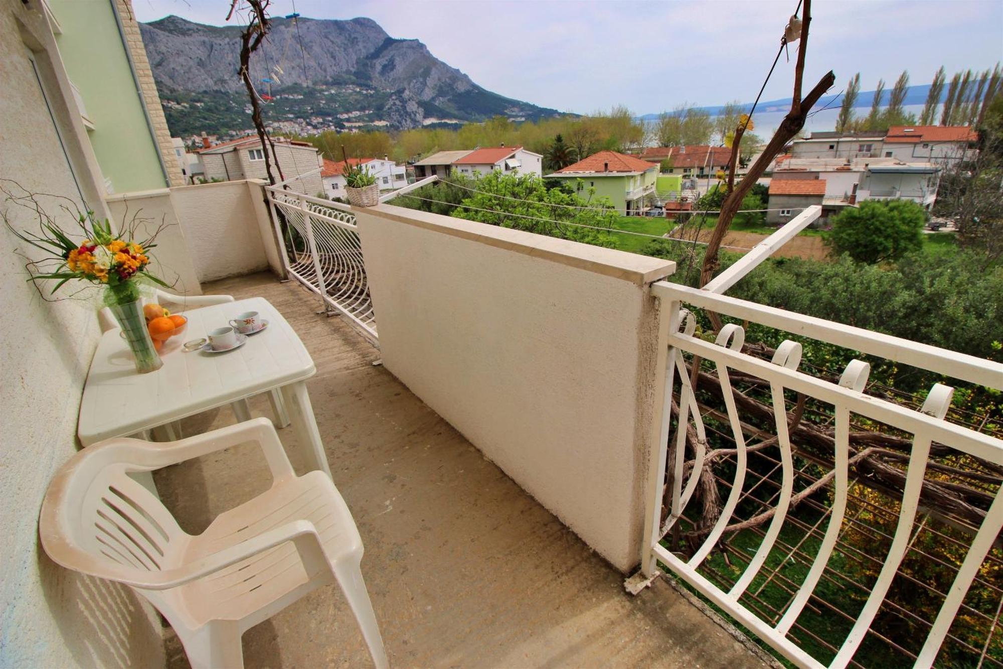 Apartments Marusic Омиш Экстерьер фото