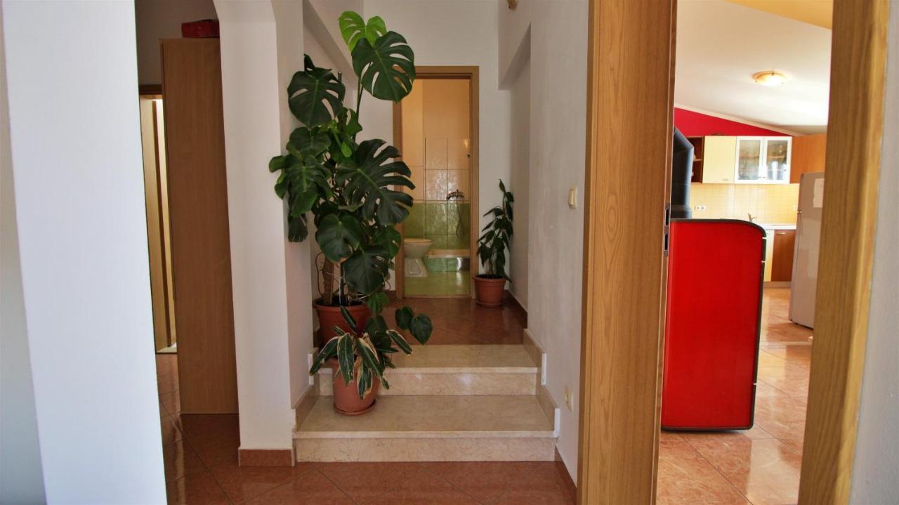 Apartments Marusic Омиш Номер фото